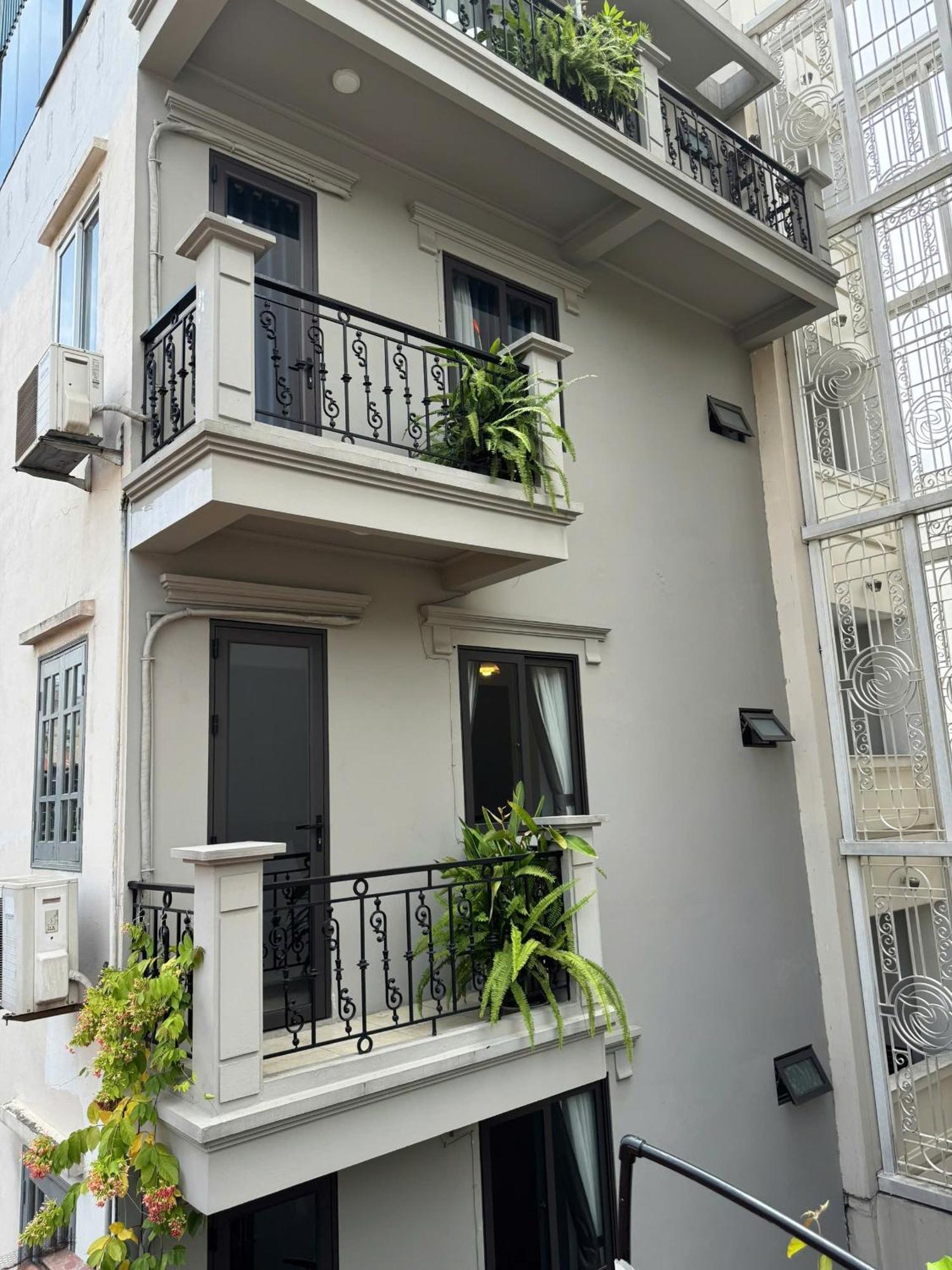 T Home Balcony Homestay Hanoi Exterior foto
